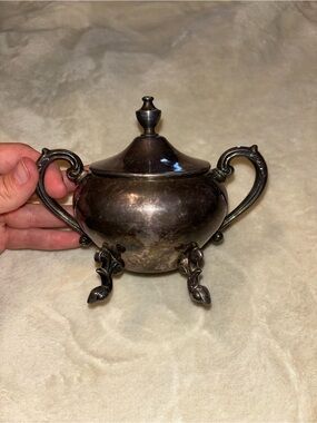 Vintage Sheridan Silver on Copper Footed Sugar Bowl with lid
